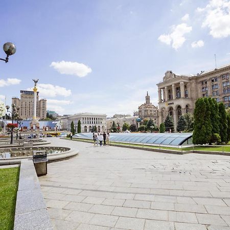 Khreshchatyk - Independence Square Apartments Kyiv Exterior photo